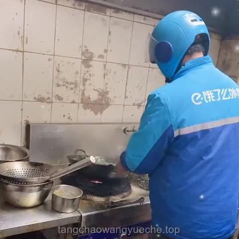 “没点技能都送不了外卖”：外卖小哥多元技能提升案例分析